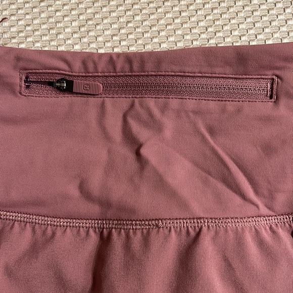 Lululemon Shorts size 4 - Picture 7 of 9